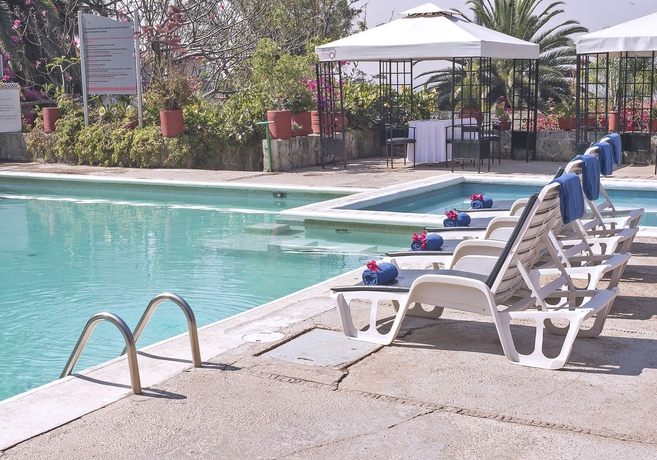 Imagen de la piscina del Hotel Misión Oaxaca. Foto 16