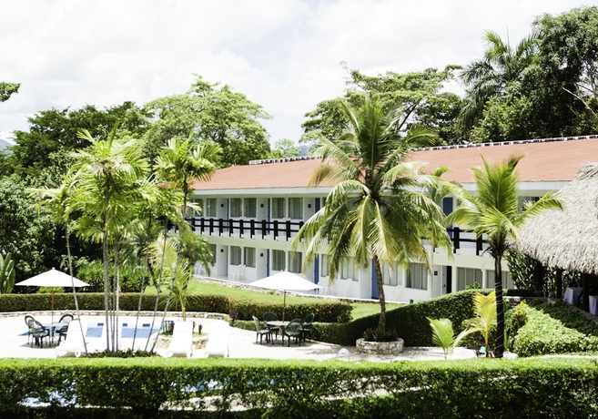 Imagen de los exteriores del Hotel Misión Palenque. Foto 10