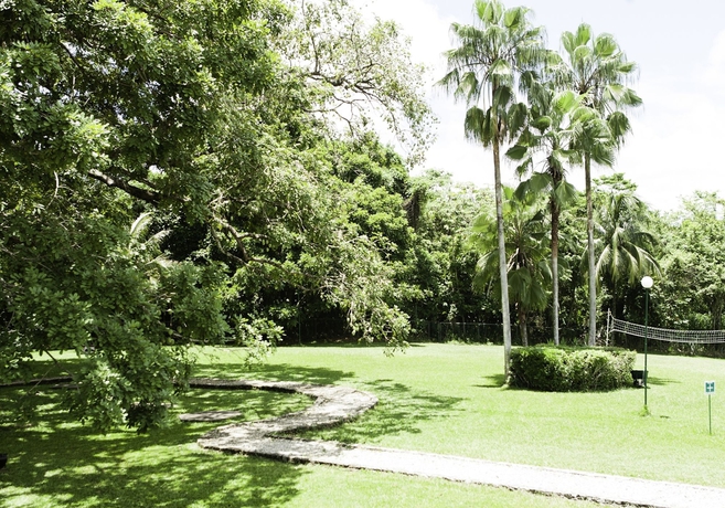 Imagen de los exteriores del Hotel Misión Palenque. Foto 11