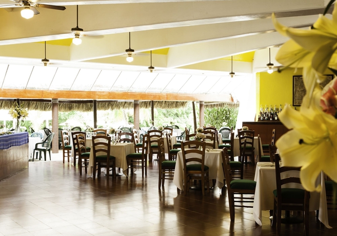 Imagen del bar/restaurante del Hotel Misión Palenque. Foto 5