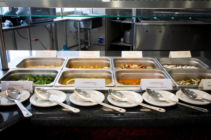 Imagen del bar/restaurante del Hotel Misi&oacute;n Puebla Angelopolis. Foto 7