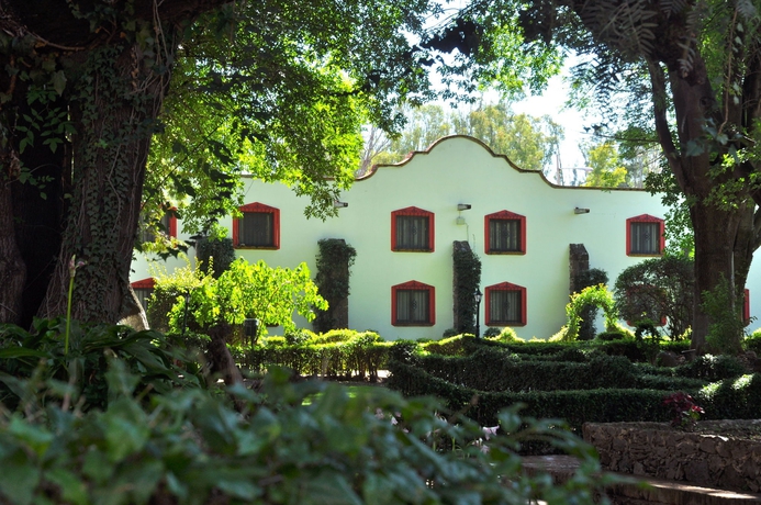 Imagen de los exteriores del Hotel Misión San Gil. Foto 10