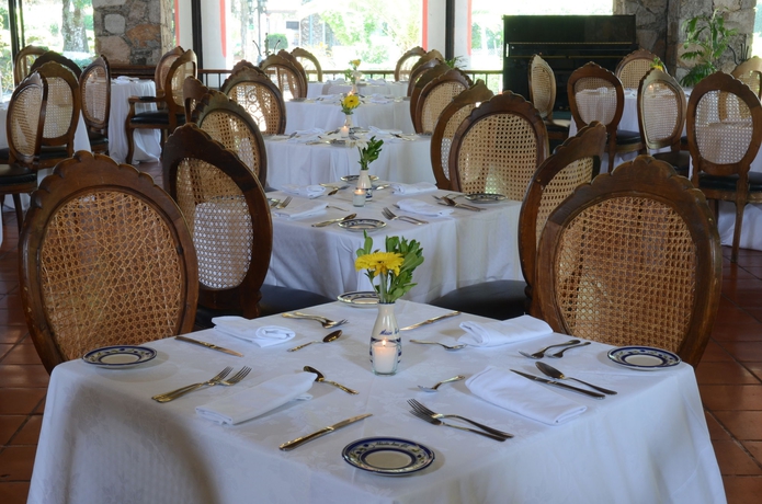 Imagen del bar/restaurante del Hotel Misión San Gil. Foto 6