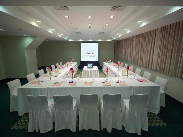 Imagen de los interiores del Hotel Misión Toreo Centro De Convenciones. Foto 19