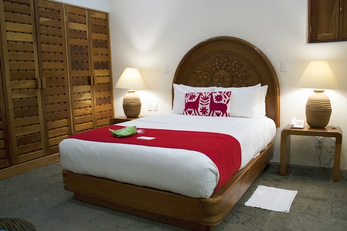 Imagen de la habitación del Hotel Mision Del Sol Resort and Spa. Foto 4