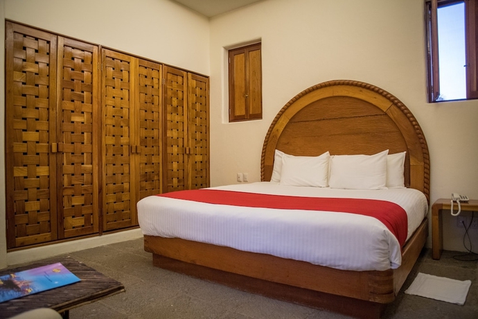 Imagen de la habitación del Hotel Mision Del Sol Resort and Spa. Foto 5