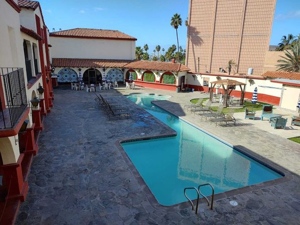 Imagen de la piscina del Hotel Mision Santa Isabel. Foto 16