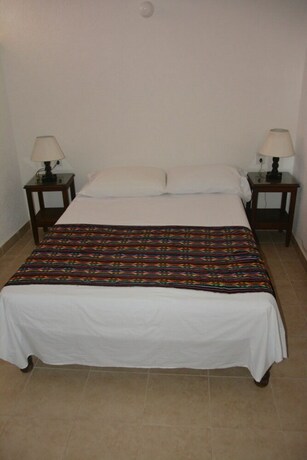 Imagen de la habitación del Hotel Mision Y Spa Acapulco. Foto 39