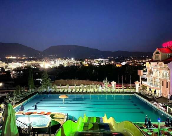 Imagen general del Hotel Misk Resort, Fark&euml;. Foto 11