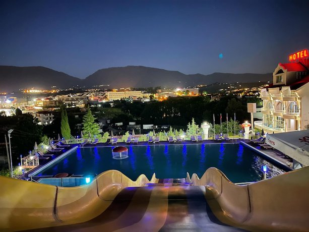 Imagen general del Hotel Misk Resort, Tirana. Foto 2