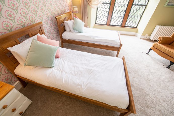 Imagen de la habitación del Hotel Miskin Manor And Health Club. Foto 8