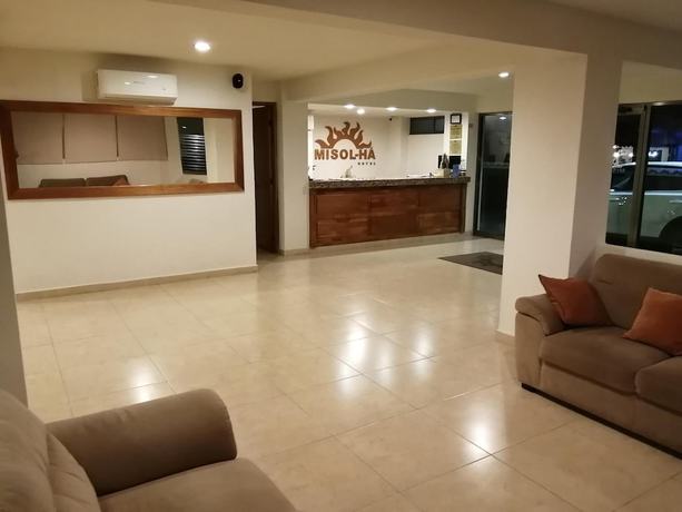 Imagen de los interiores del Hotel Misol-Ha M&eacute;rida. Foto 17