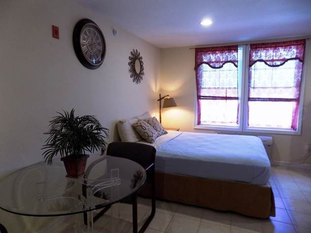 Imagen de la habitación del Hotel Misquamicut Beach Front Inn. Foto 8