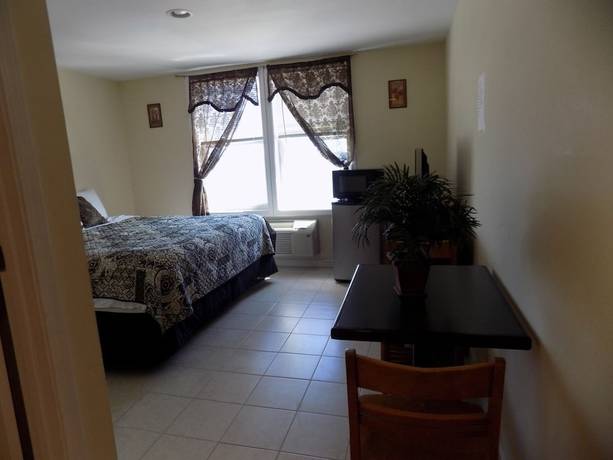 Imagen de la habitación del Hotel Misquamicut Beach Front Inn. Foto 9