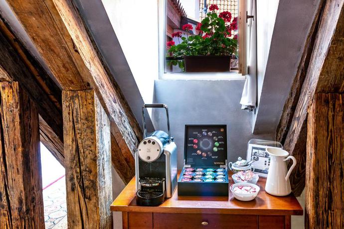 Imagen general del Hotel Miss Sophie's Charles Bridge. Foto 5