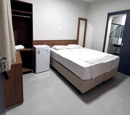 Imagen de la habitación del Hotel Missal. Foto 10