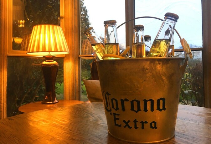 Imagen del bar/restaurante del Hotel Missenden Abbey. Foto 11