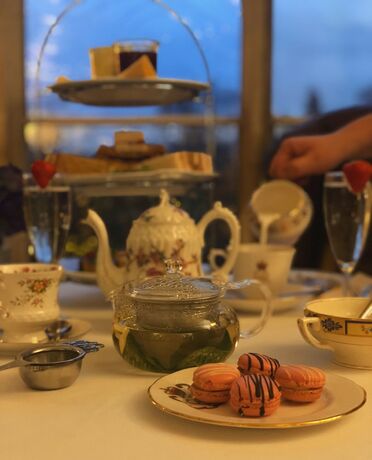 Imagen del bar/restaurante del Hotel Missenden Abbey. Foto 14