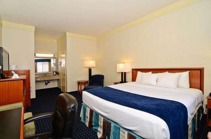 Imagen de la habitación del Hotel Mission Bay Inn San Diego. Foto 5