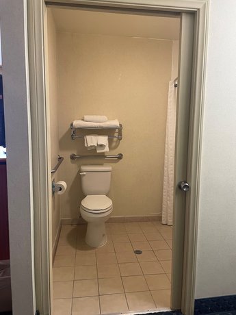 Imagen de la habitación del Hotel Mission Bay Inn San Diego. Foto 6