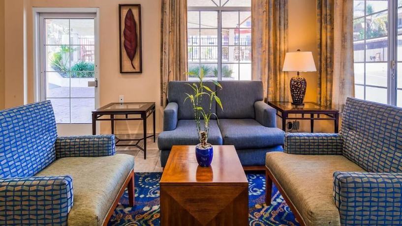 Imagen de los interiores del Hotel Mission Bay Inn San Diego. Foto 16