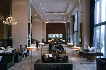Imagen del bar/restaurante del Hotel Mission Hills Golf Club and Resorts Shenzhen. Foto 2