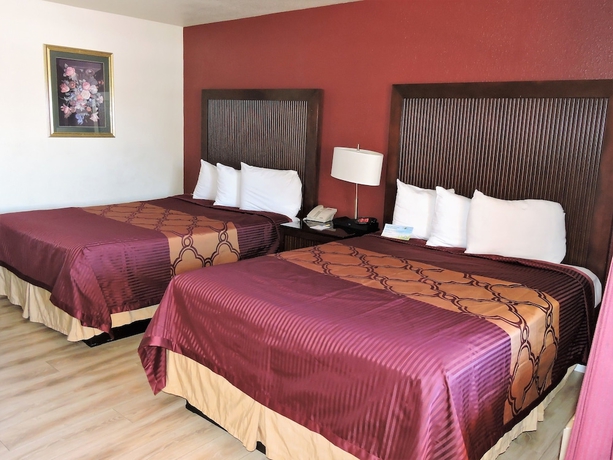 Imagen de la habitación del Hotel Mission Inn and Suites. Foto 6