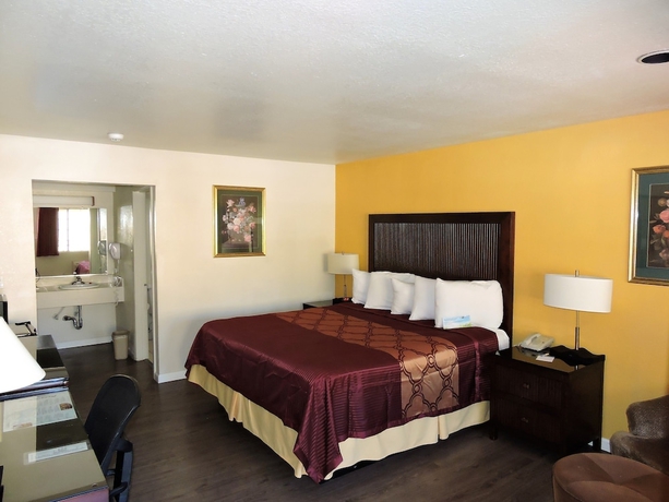 Imagen de la habitación del Hotel Mission Inn and Suites. Foto 14