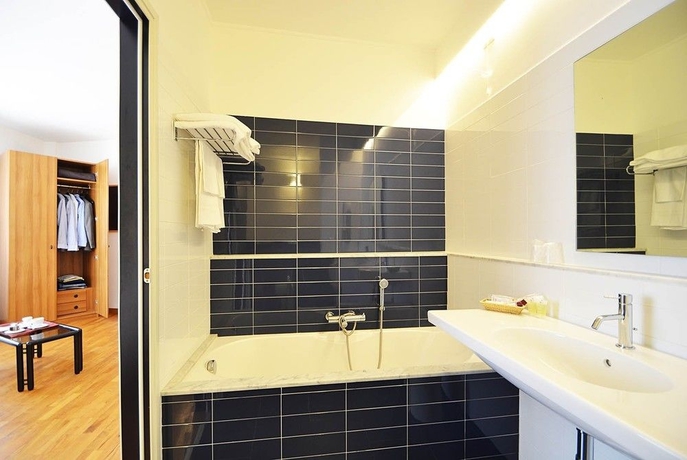 Imagen de la habitación del Hotel Mistral 2. Foto 7