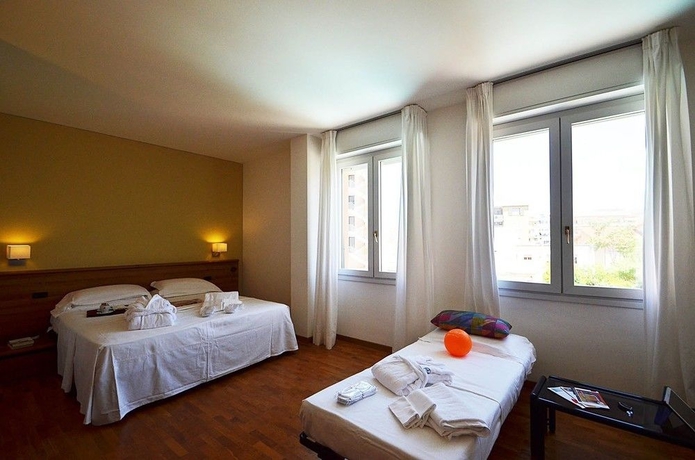 Imagen de la habitación del Hotel Mistral 2. Foto 12