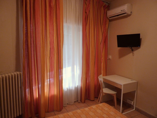 Imagen de la habitación del Hotel Mistral, Avignon. Foto 4