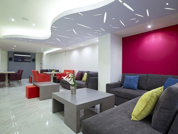 Imagen de los interiores del Hotel Mistral Bay. Foto 19