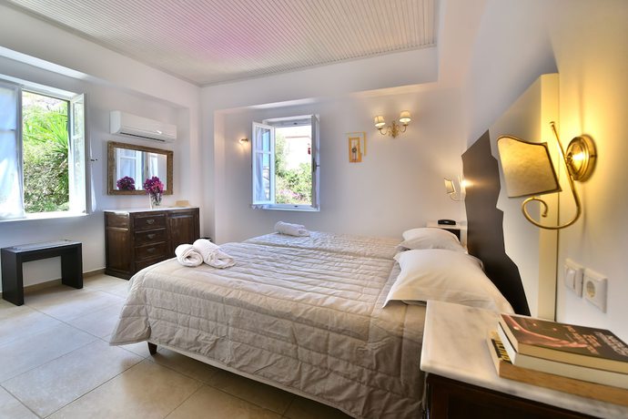 Imagen de la habitación del Hotel Mistral, Hydra. Foto 6