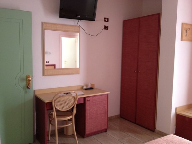 Imagen de la habitación del Hotel Mistral, Marina di Campo. Foto 10