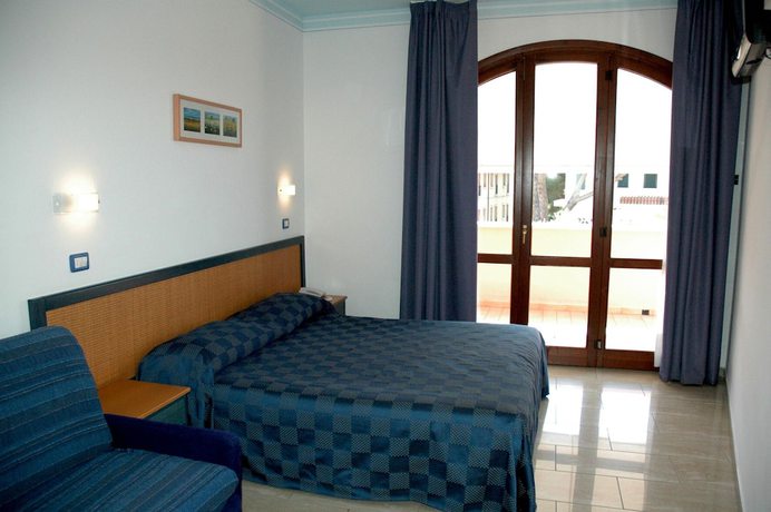 Imagen de la habitación del Hotel Mistral, Marina di Campo. Foto 13