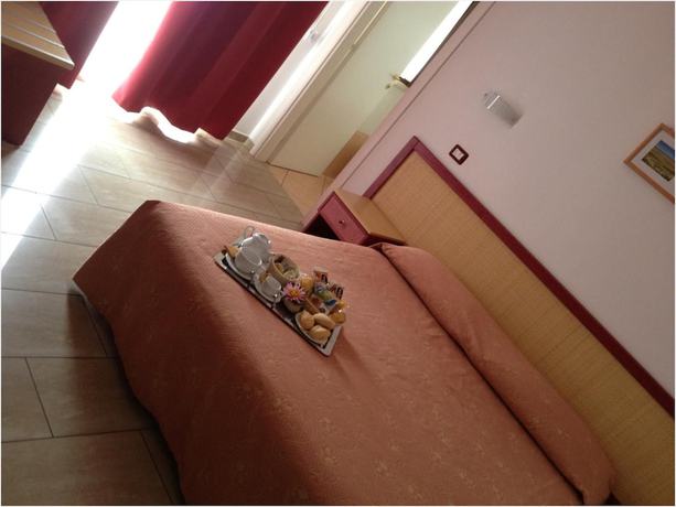 Imagen de la habitación del Hotel Mistral, Marina di Campo. Foto 16