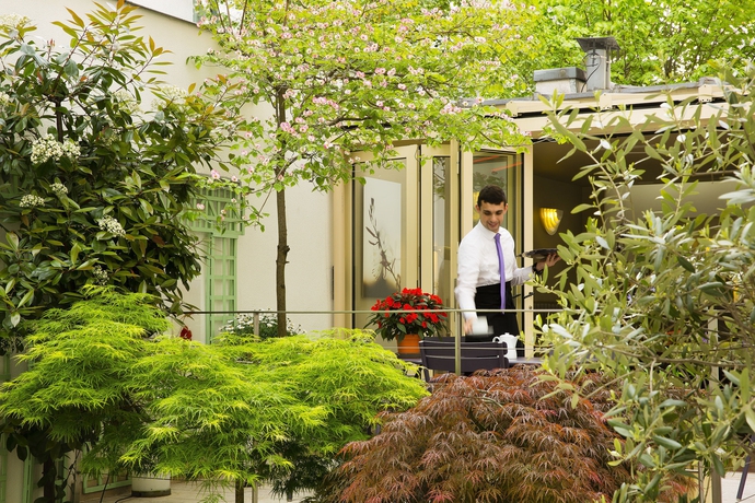 Imagen de los exteriores del Hotel Mistral, Montparnasse. Foto 14