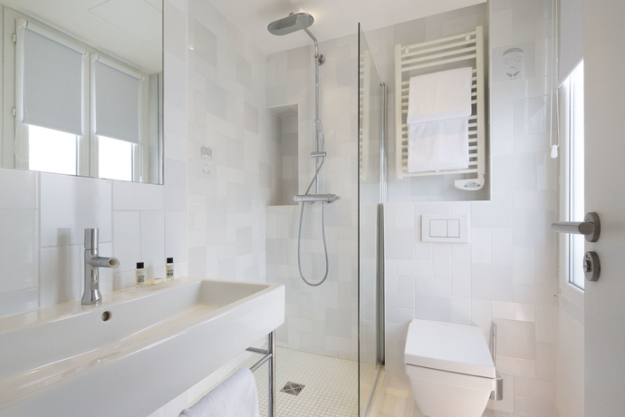 Imagen de la habitación del Hotel Mistral, Montparnasse. Foto 11