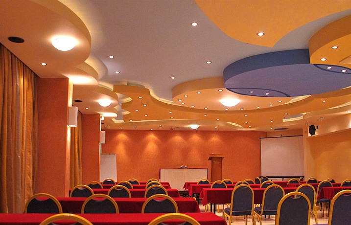 Imagen de los interiores del Hotel Mistral, Pireo. Foto 14