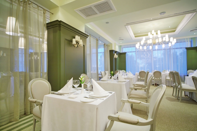 Imagen del bar/restaurante del Hotel M'istra'l and Spa. Foto 6