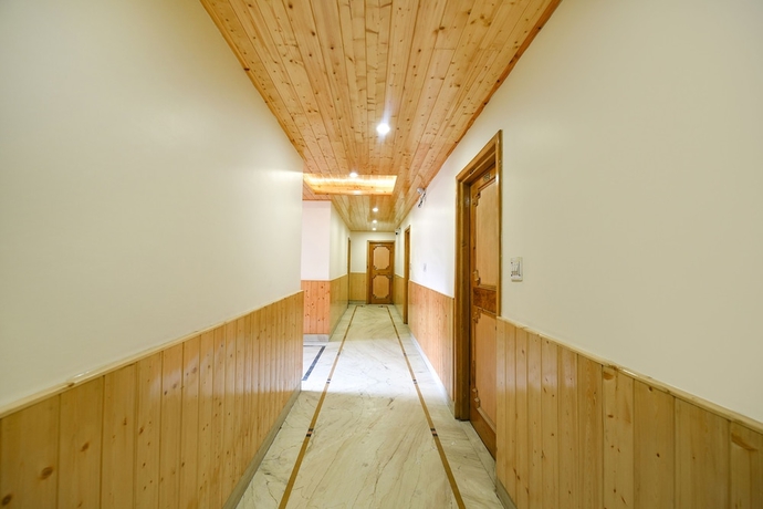Imagen de los interiores del Hotel Misty Hills, Barheta. Foto 18