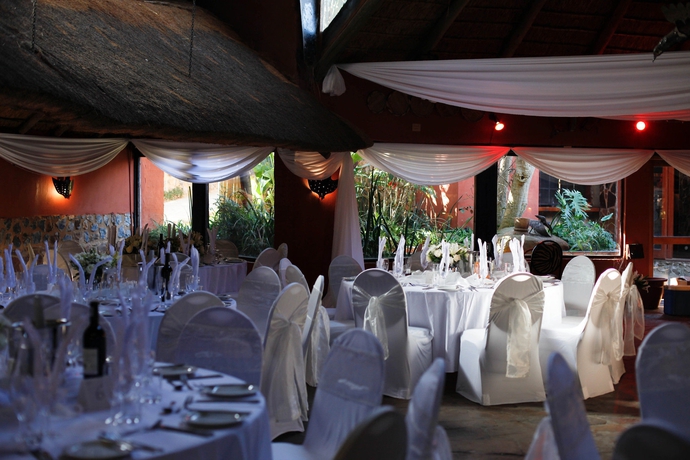 Imagen de los interiores del Hotel Misty Hills Country. Foto 10