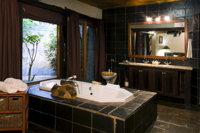 Imagen de la habitación del Hotel Misty Hills Country. Foto 4