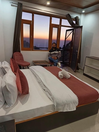 Imagen de la habitación del Hotel Misty Winds Kasauli. Foto 5