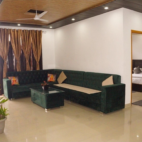 Imagen de los interiores del Hotel Misty Winds Kasauli. Foto 16