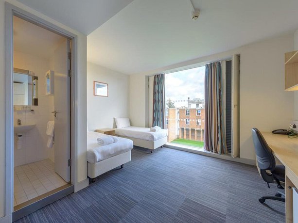 Imagen de la habitación del Hotel Mitchell Hall. Foto 6