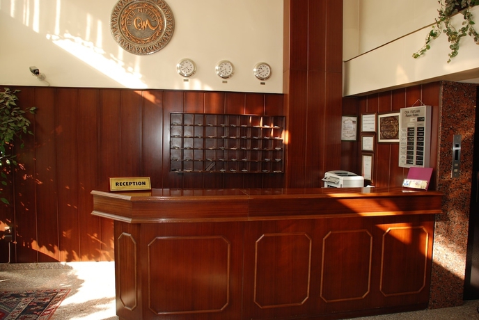 Imagen de los interiores del Hotel Mithat. Foto 17