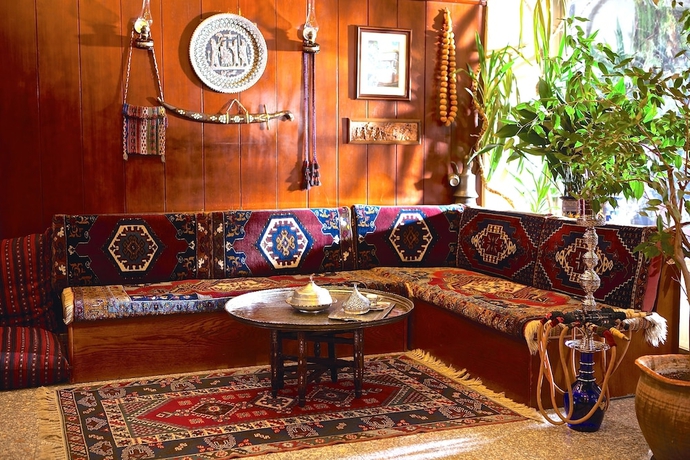 Imagen de los interiores del Hotel Mithat. Foto 19