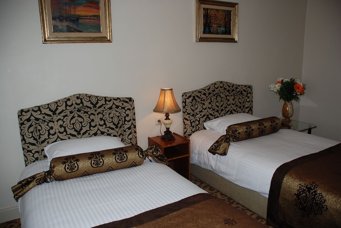 Imagen de la habitación del Hotel Mithat. Foto 8