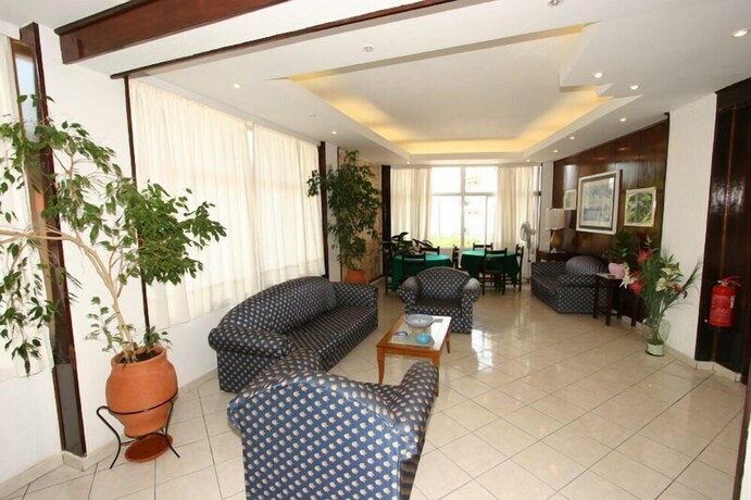 Imagen de los interiores del Hotel Mitho. Foto 20